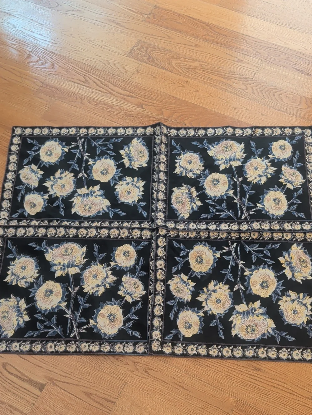 April Cornell Floral Black & Yellow Placemat Set
